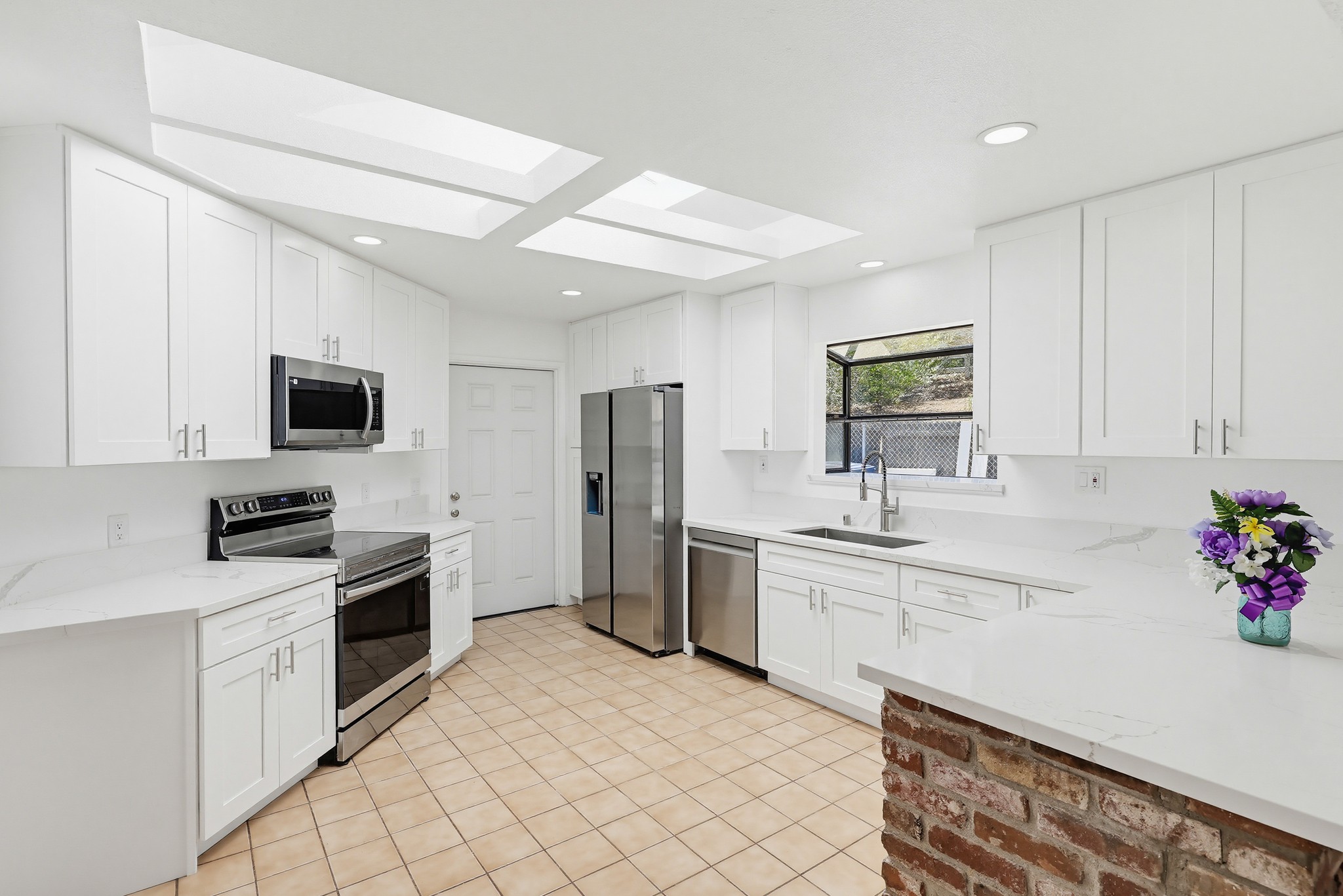 Virtual tour photo 26 of 90 for 160 Scottford Dr