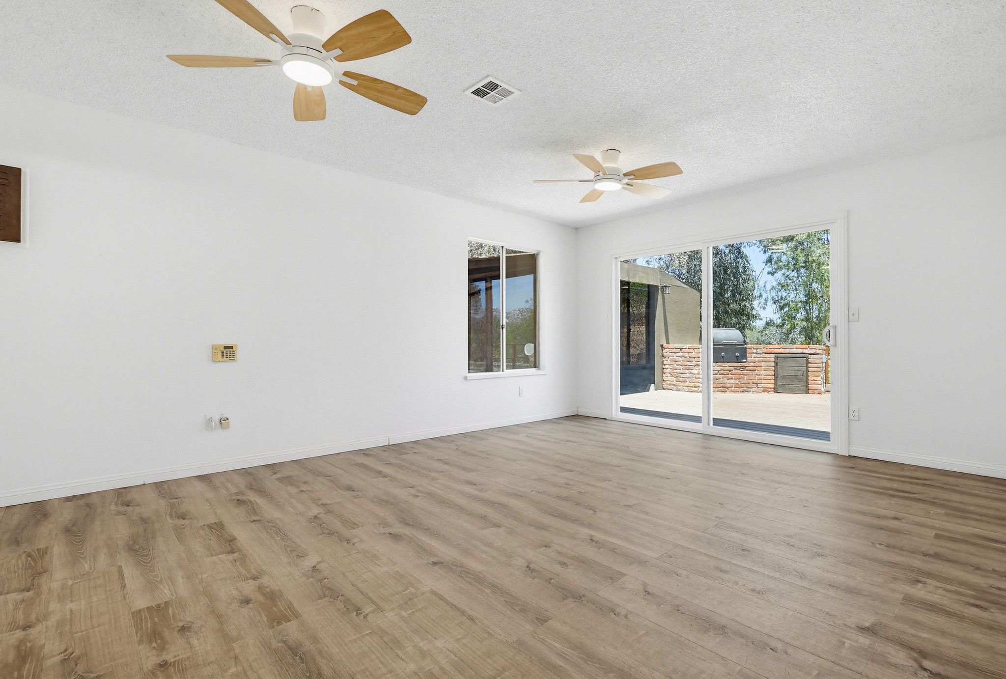 Virtual tour photo 33 of 90 for 160 Scottford Dr