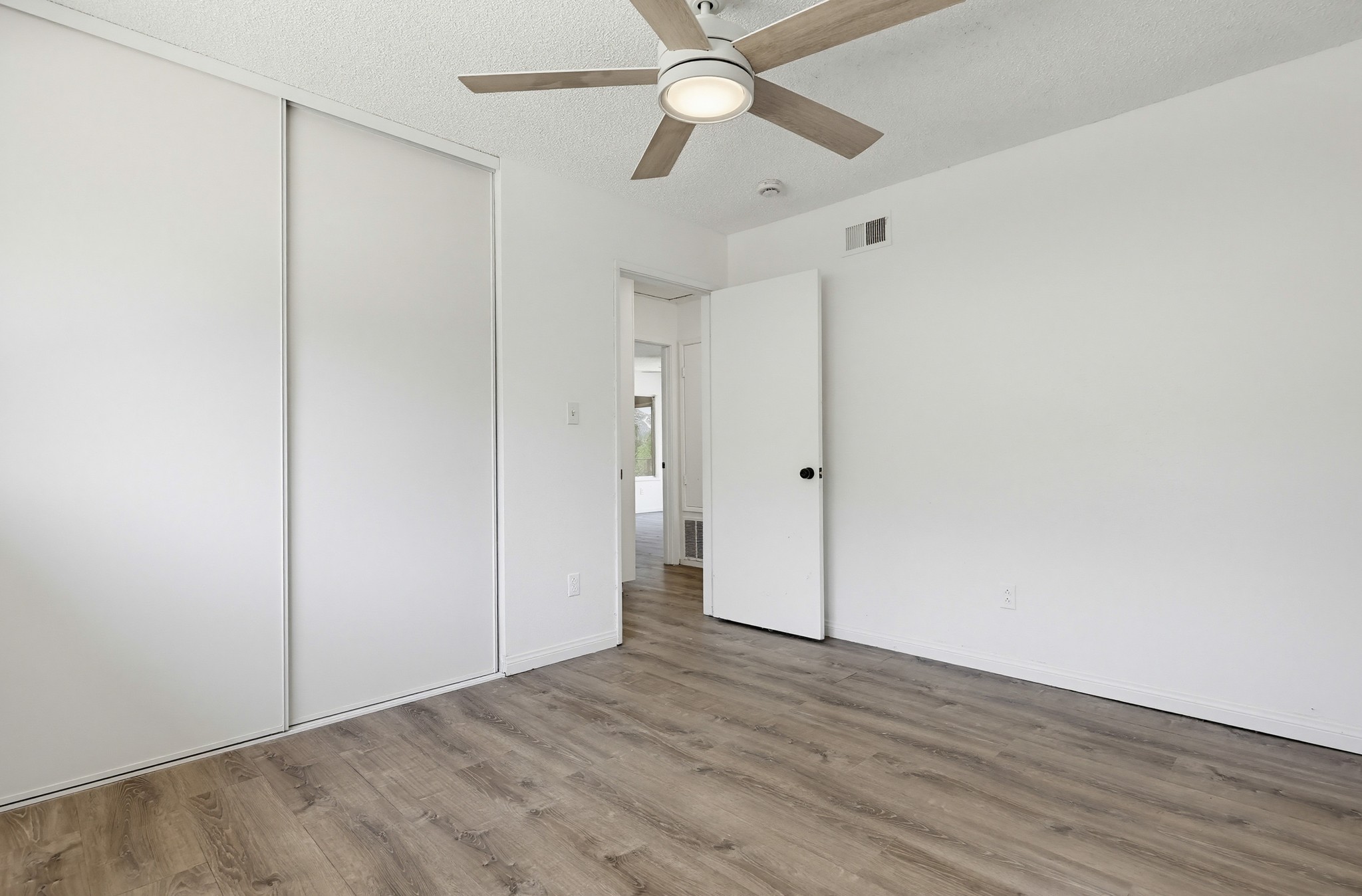 Virtual tour photo 44 of 90 for 160 Scottford Dr