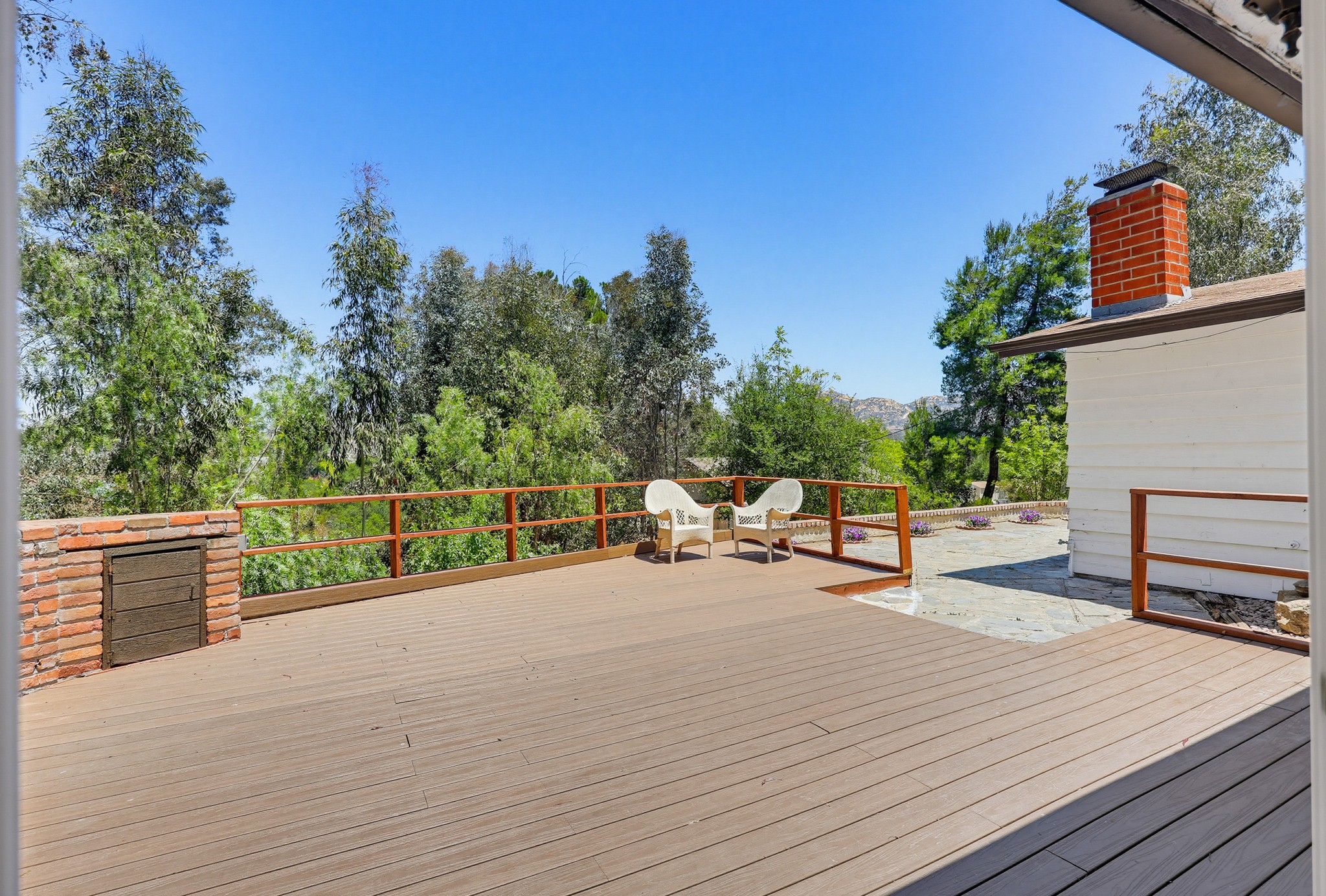 Virtual tour photo 51 of 90 for 160 Scottford Dr