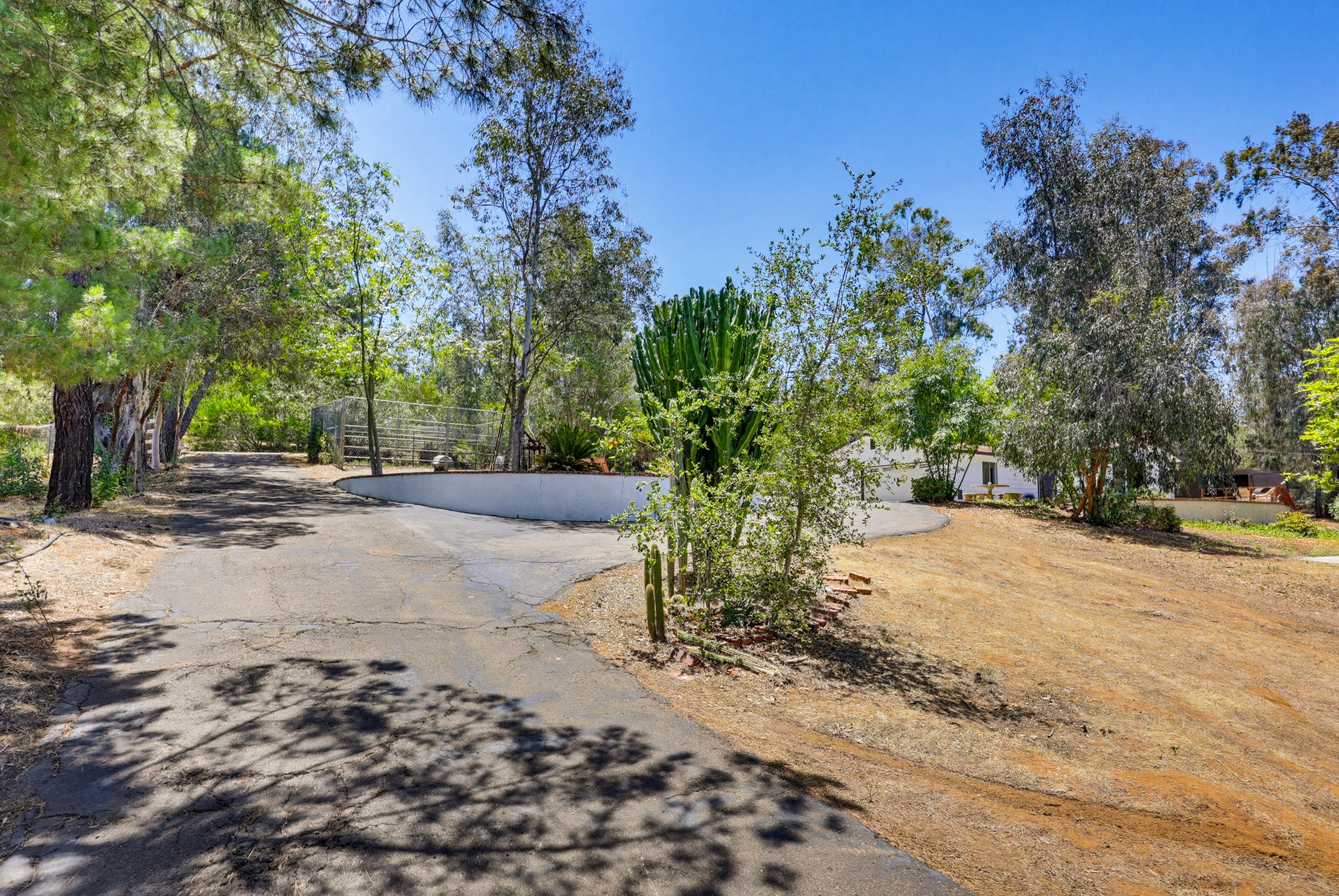 Virtual tour photo 84 of 90 for 160 Scottford Dr