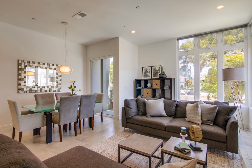 Virtual tour photo 4 of 24 for 160 W Robinson Ave