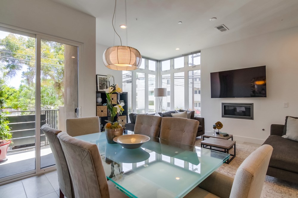Virtual tour photo 6 of 24 for 160 W Robinson Ave