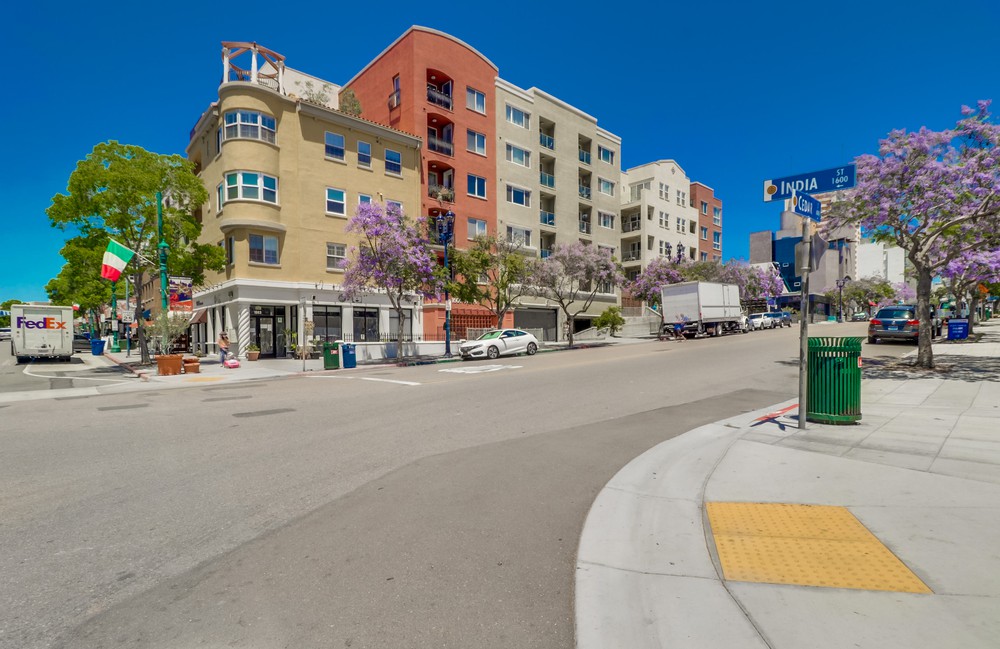 Virtual tour photo 3 of 40 for 1601 India St UNIT 118