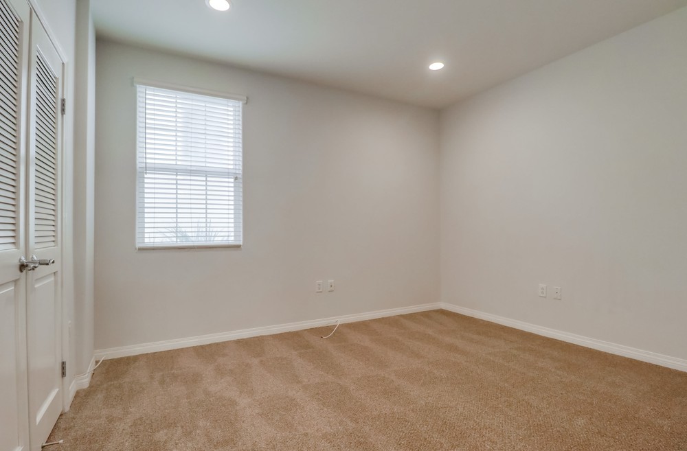 Virtual tour photo 30 of 40 for 1601 India St UNIT 118