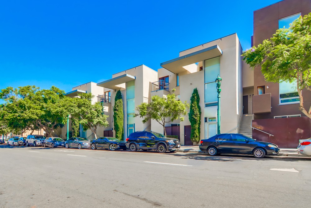 Virtual tour photo 1 of 31 for 1601 Kettner Blvd UNIT 6