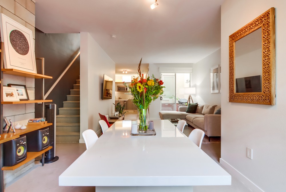 Virtual tour photo 17 of 31 for 1601 Kettner Blvd UNIT 6