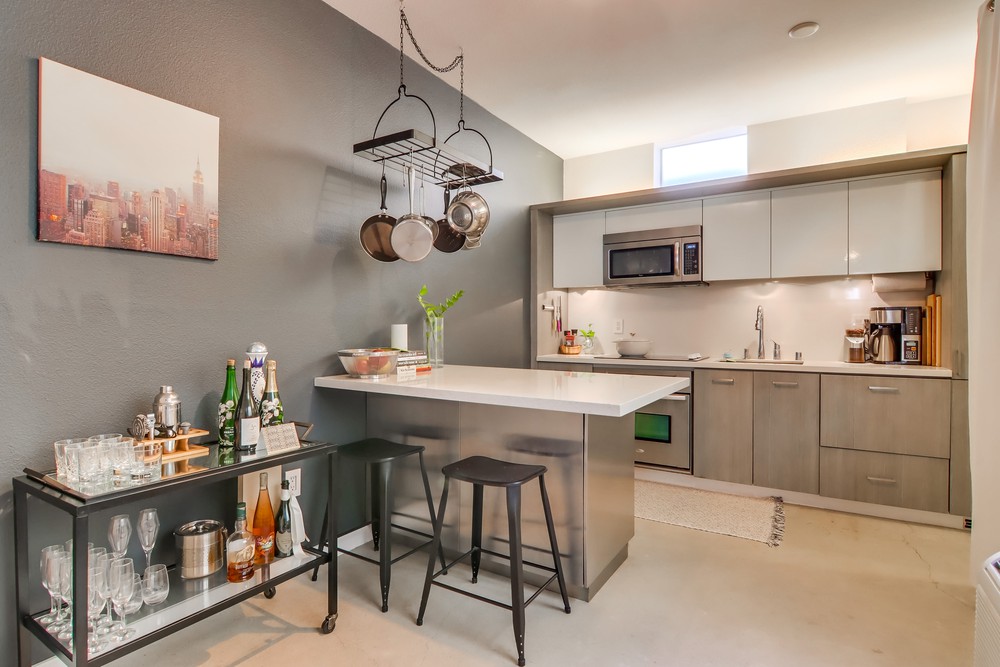 Virtual tour photo 19 of 31 for 1601 Kettner Blvd UNIT 6