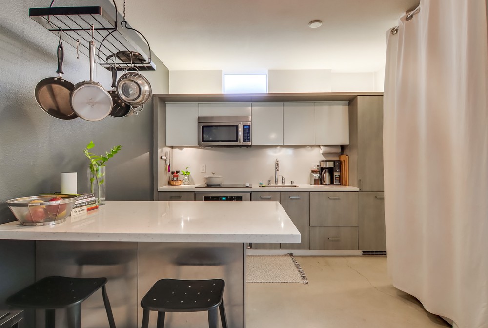 Virtual tour photo 20 of 31 for 1601 Kettner Blvd UNIT 6