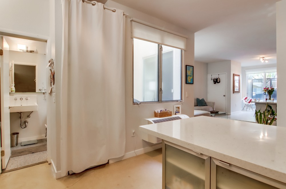 Virtual tour photo 24 of 31 for 1601 Kettner Blvd UNIT 6