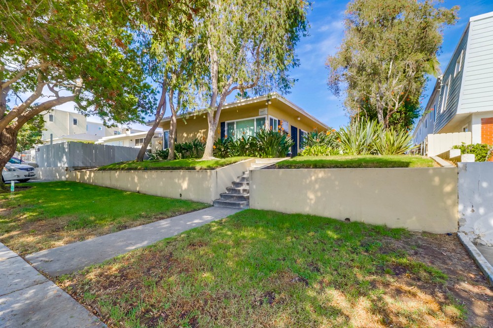 Virtual tour photo 3 of 23 for 1604 1/2 Pacific Beach Dr #1542