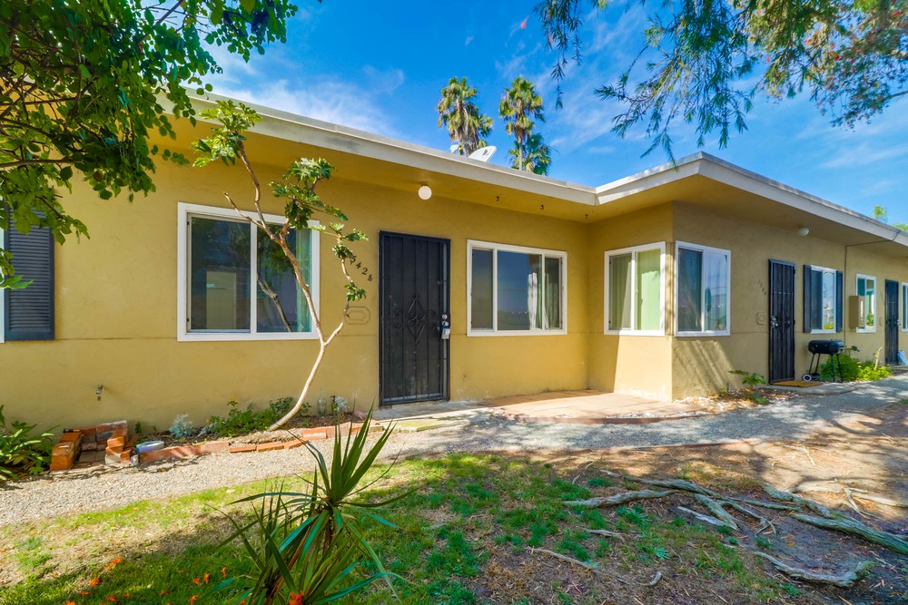 Virtual tour photo 5 of 23 for 1604 1/2 Pacific Beach Dr #1542