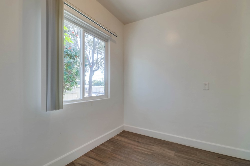 Virtual tour photo 12 of 23 for 1604 1/2 Pacific Beach Dr #1542