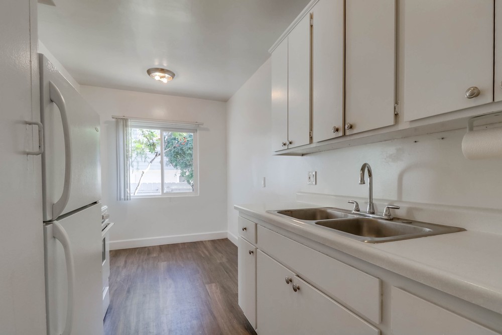 Virtual tour photo 14 of 23 for 1604 1/2 Pacific Beach Dr #1542