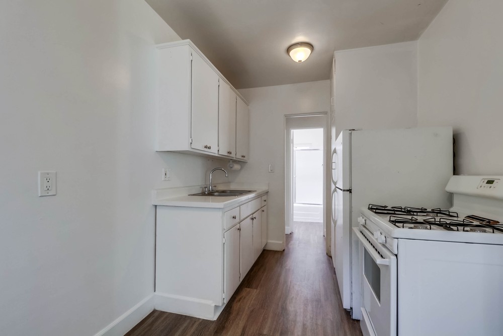 Virtual tour photo 18 of 23 for 1604 1/2 Pacific Beach Dr #1542