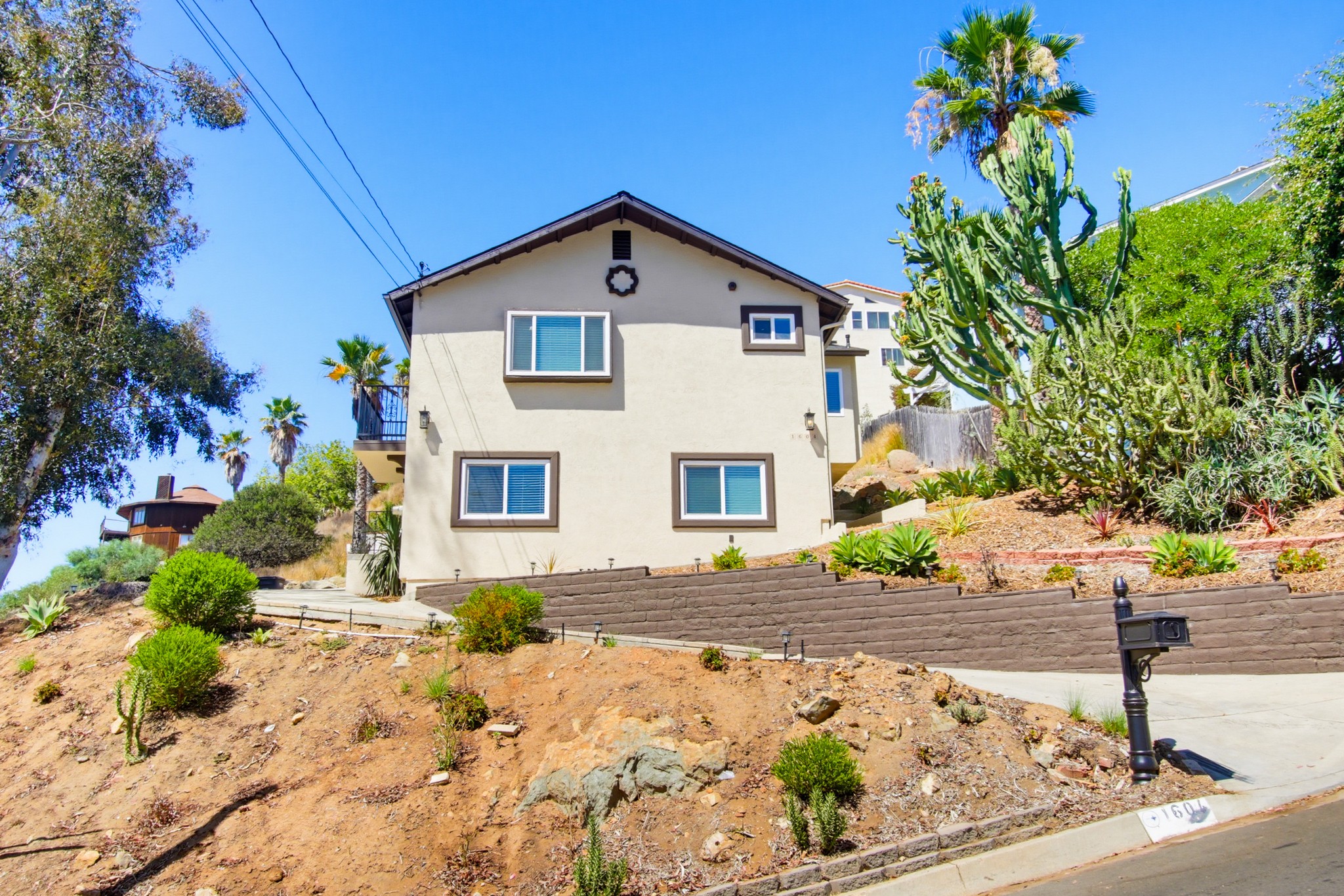 Virtual tour photo 3 of 64 for 1604 San Miguel Ave