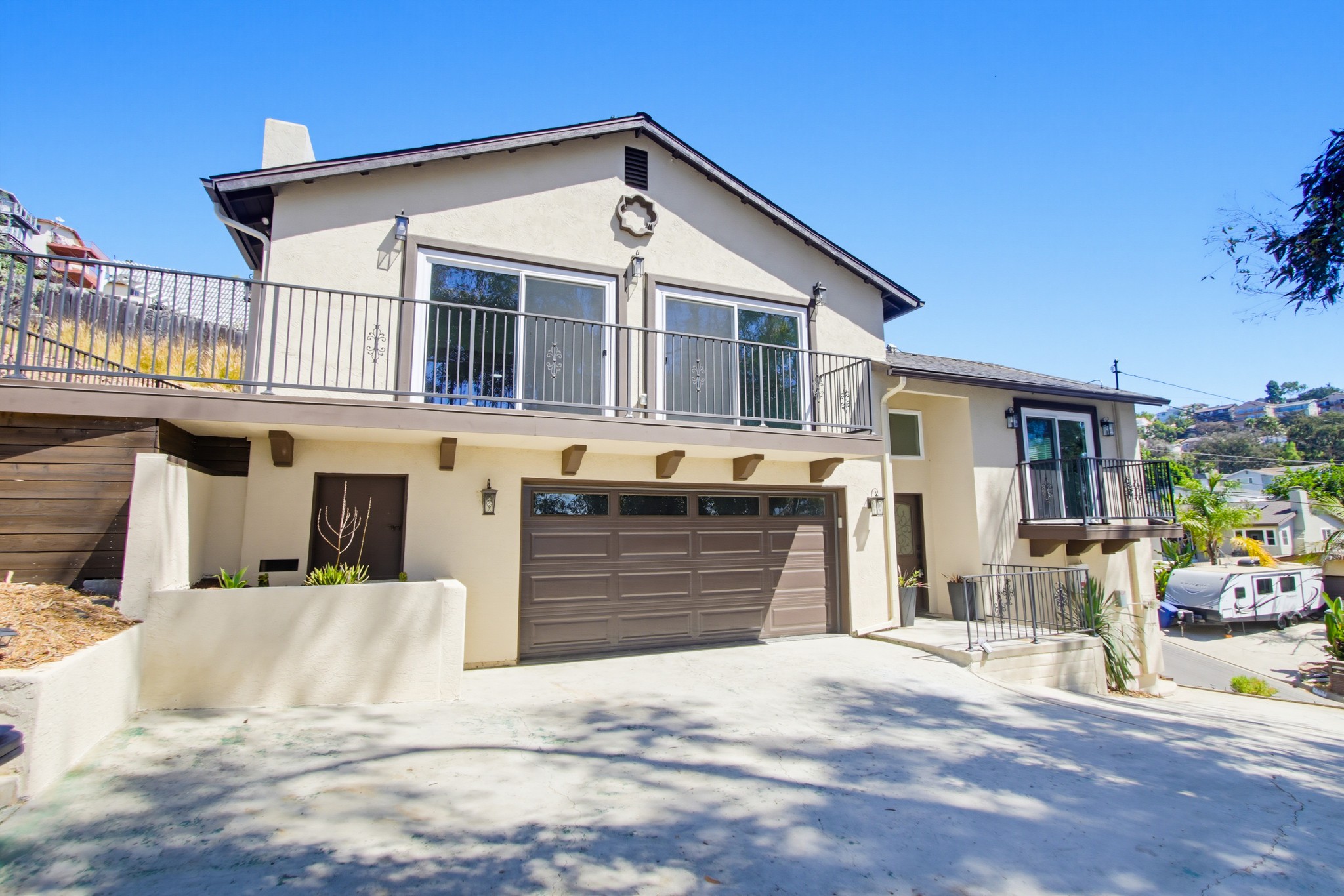 Virtual tour photo 8 of 64 for 1604 San Miguel Ave