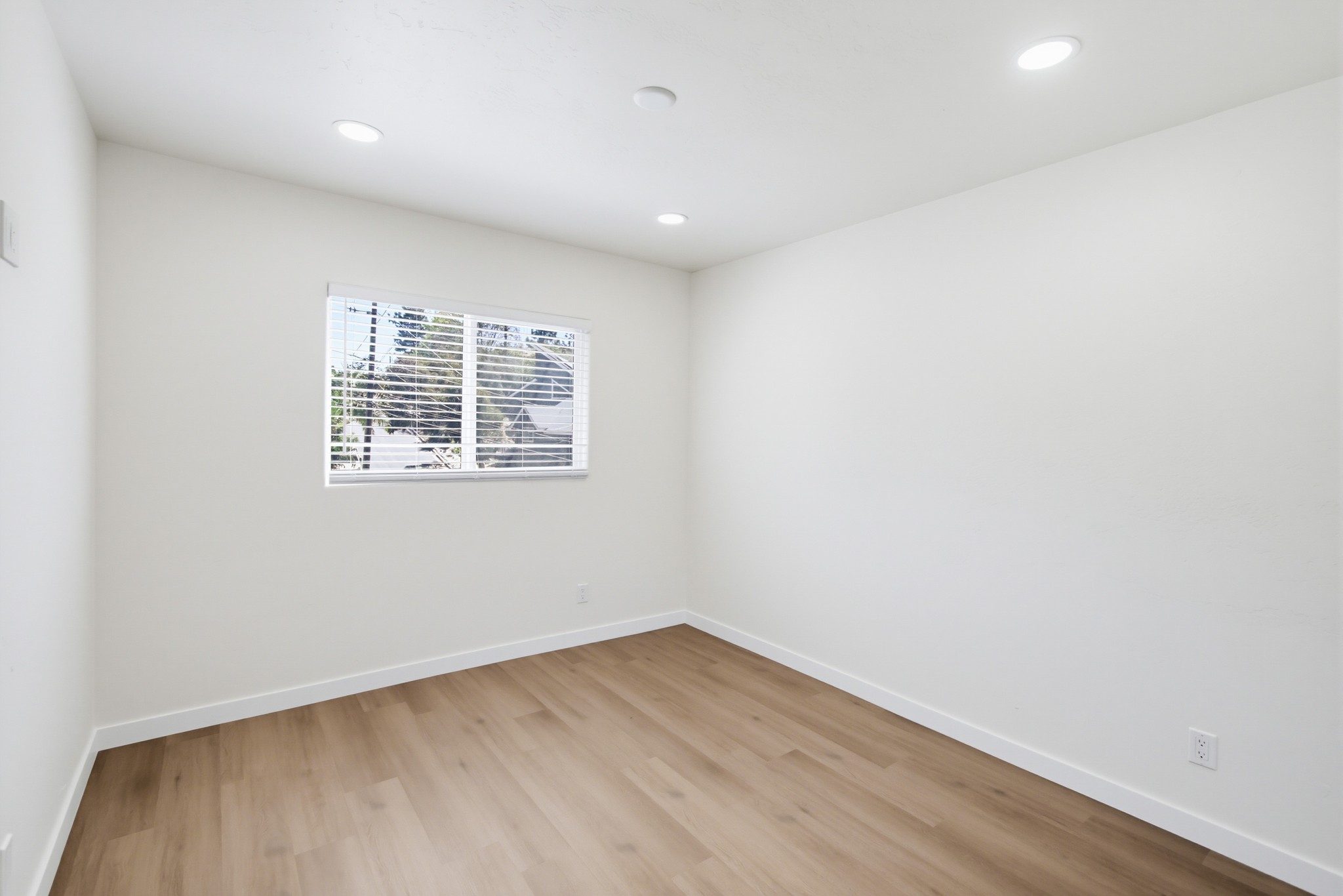 Virtual tour photo 28 of 64 for 1604 San Miguel Ave