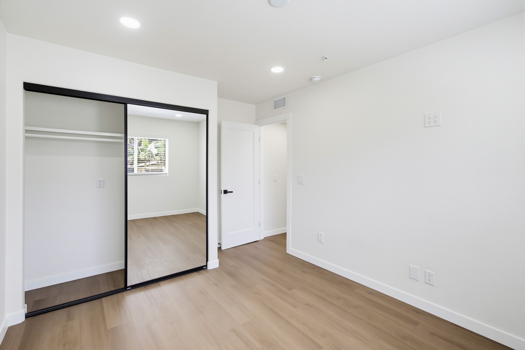 Virtual tour photo 30 of 64 for 1604 San Miguel Ave