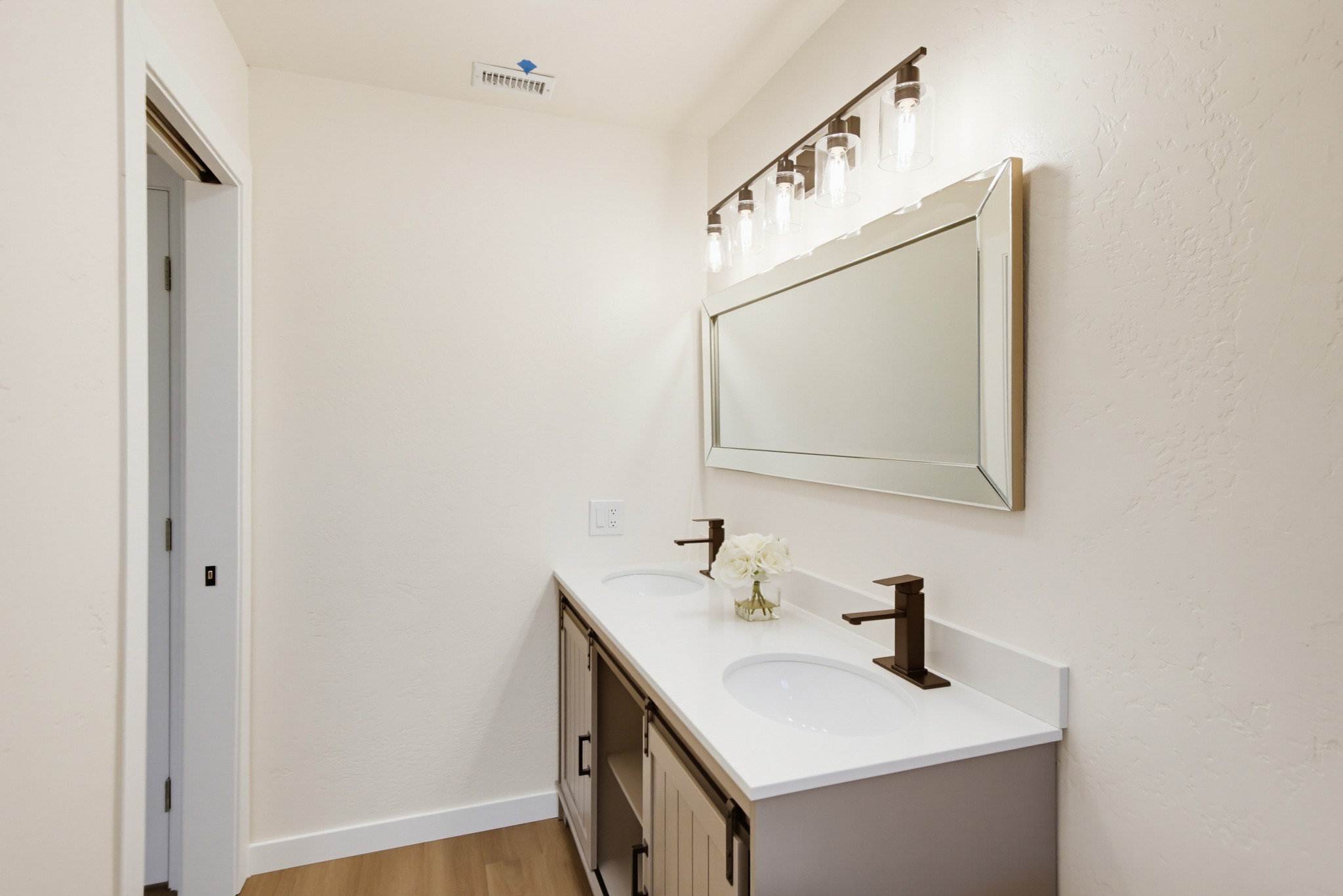 Virtual tour photo 41 of 64 for 1604 San Miguel Ave
