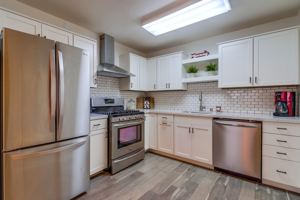 Virtual tour photo 13 of 30 for 1605 Hotel Cir S