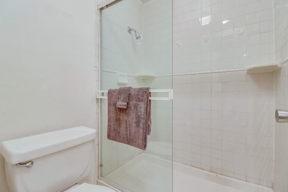 Virtual tour photo 24 of 30 for 1605 Hotel Cir S