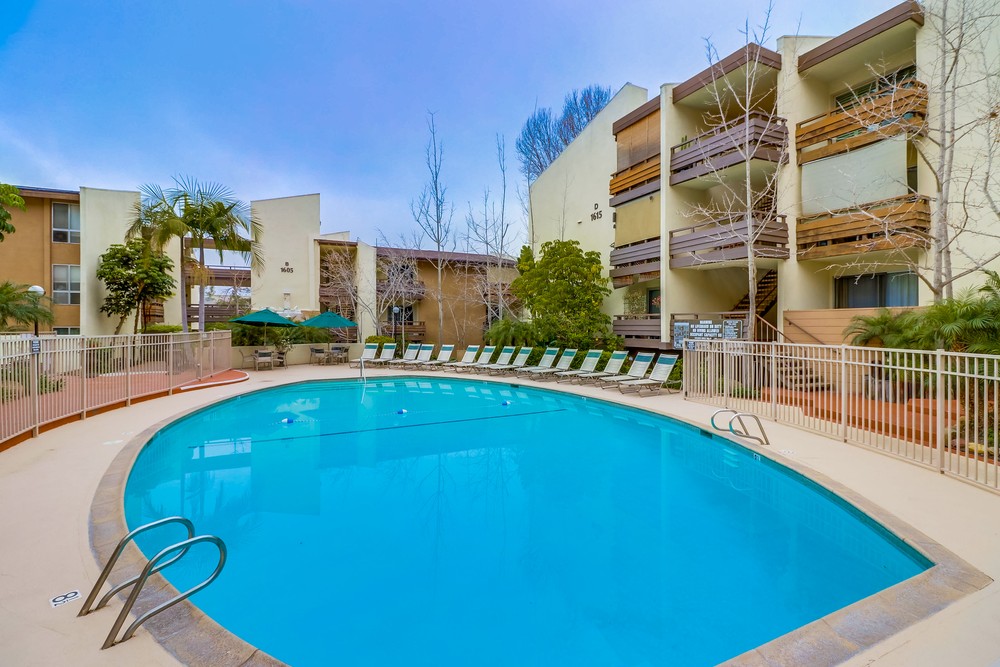 Virtual tour photo 30 of 30 for 1605 Hotel Cir S