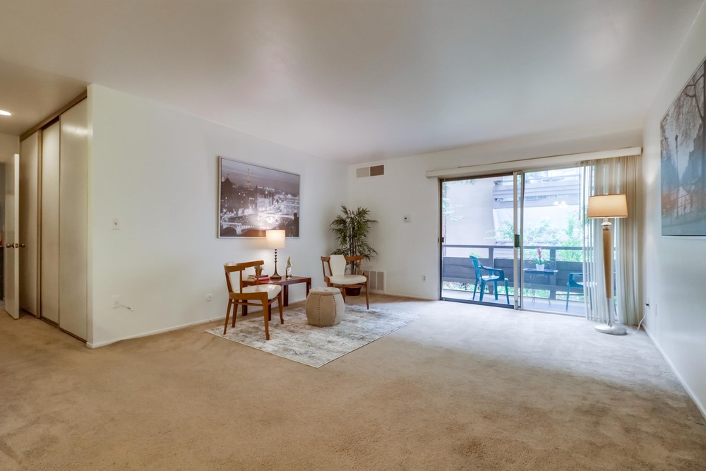 Virtual tour photo 8 of 38 for 1605 Hotel Cir S