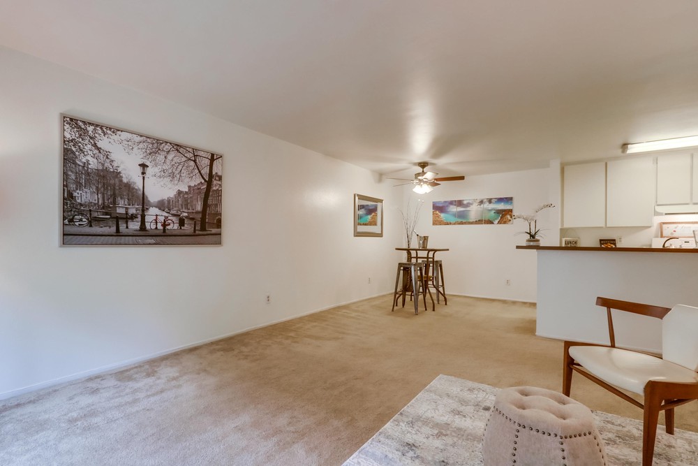 Virtual tour photo 10 of 38 for 1605 Hotel Cir S