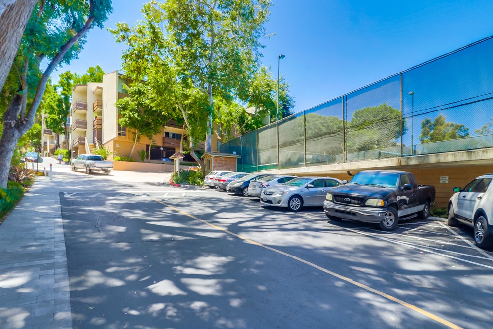 Virtual tour photo 1 of 34 for 1605 Hotel Cir S B310