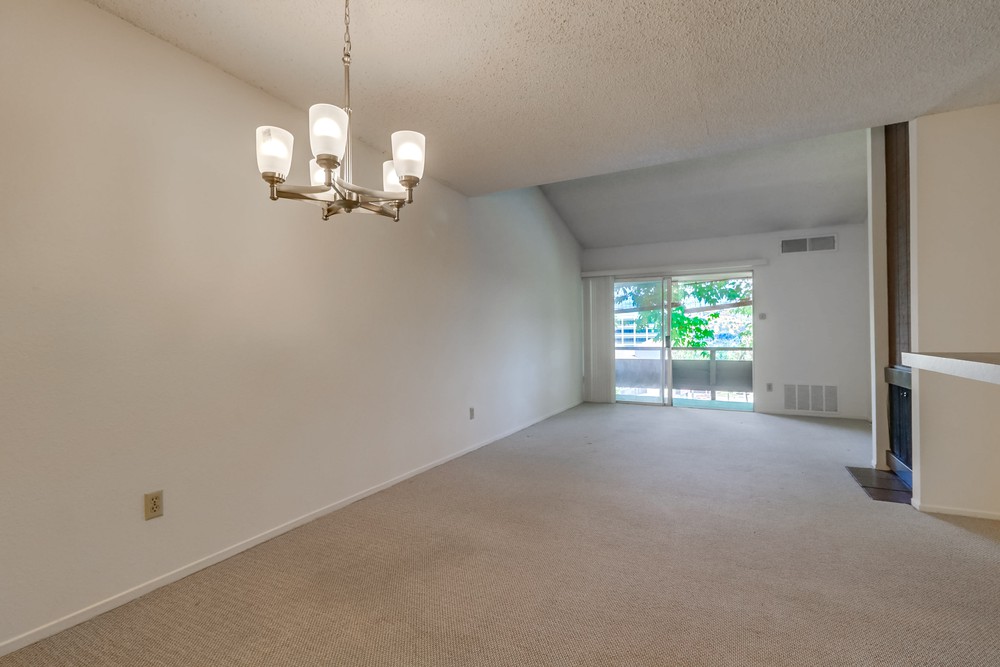 Virtual tour photo 7 of 34 for 1605 Hotel Cir S B310