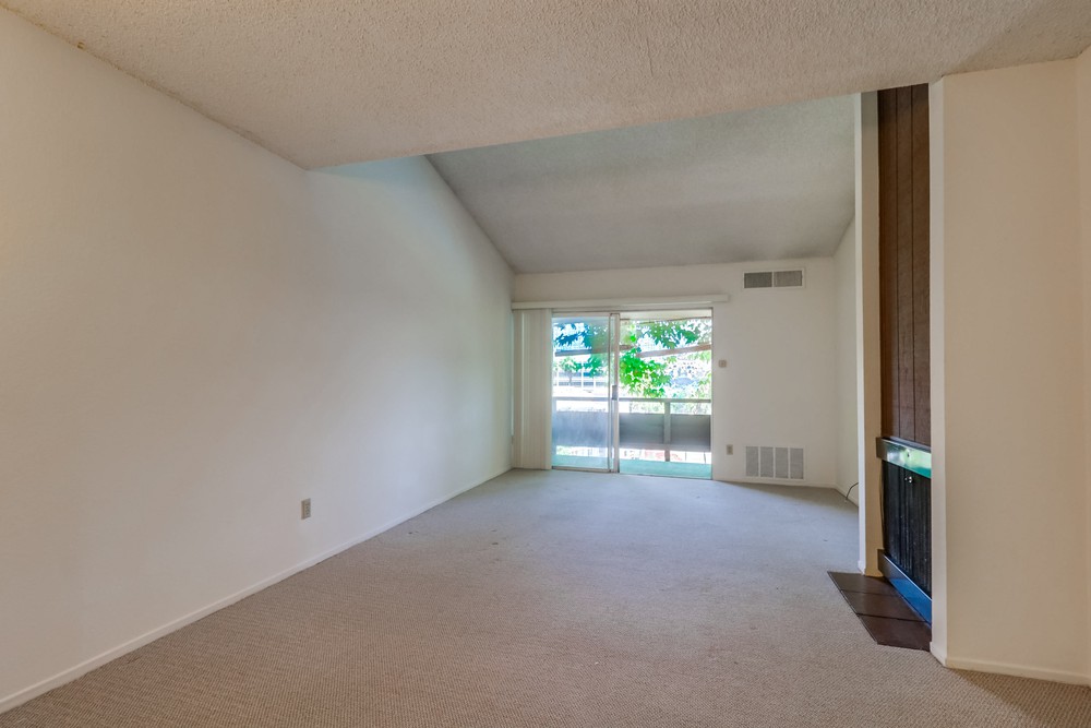 Virtual tour photo 8 of 34 for 1605 Hotel Cir S B310