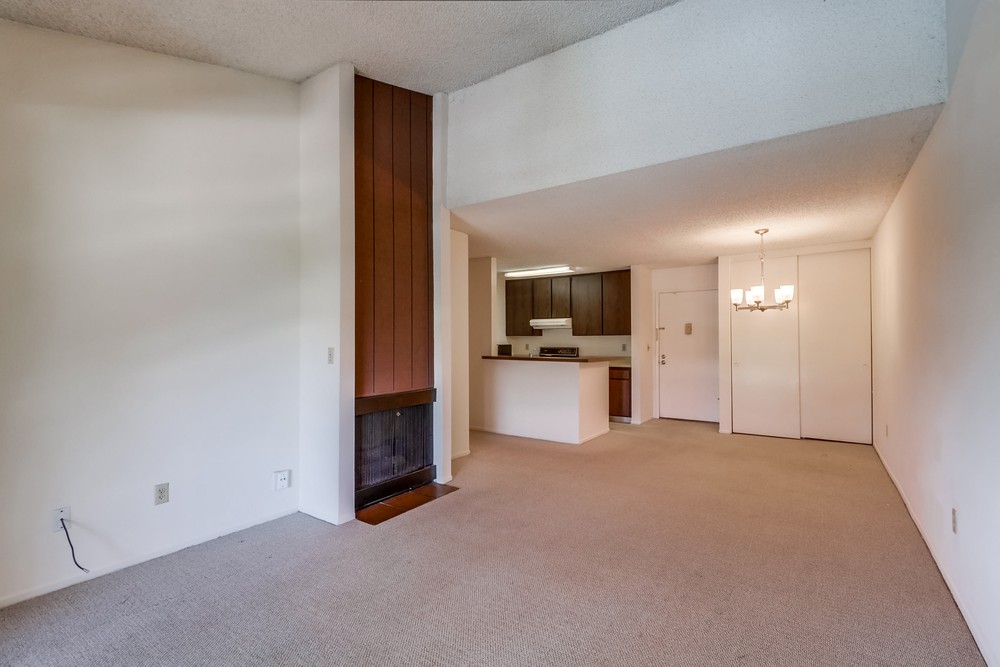 Virtual tour photo 12 of 34 for 1605 Hotel Cir S B310