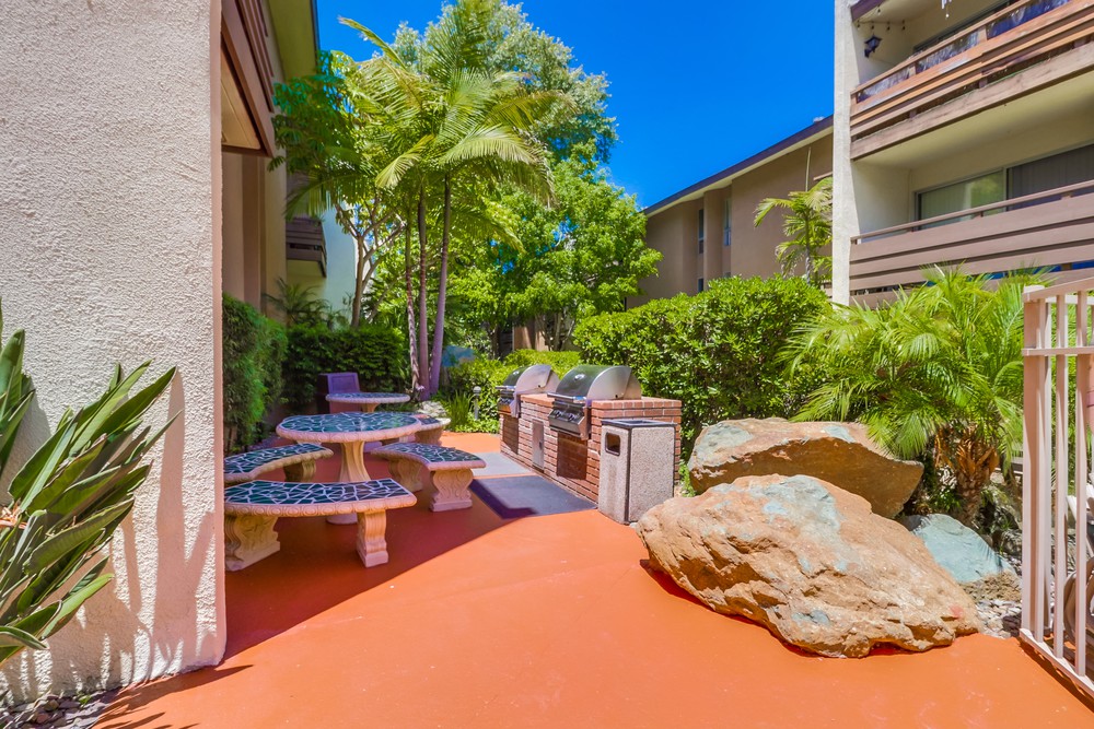 Virtual tour photo 33 of 34 for 1605 Hotel Cir S B310