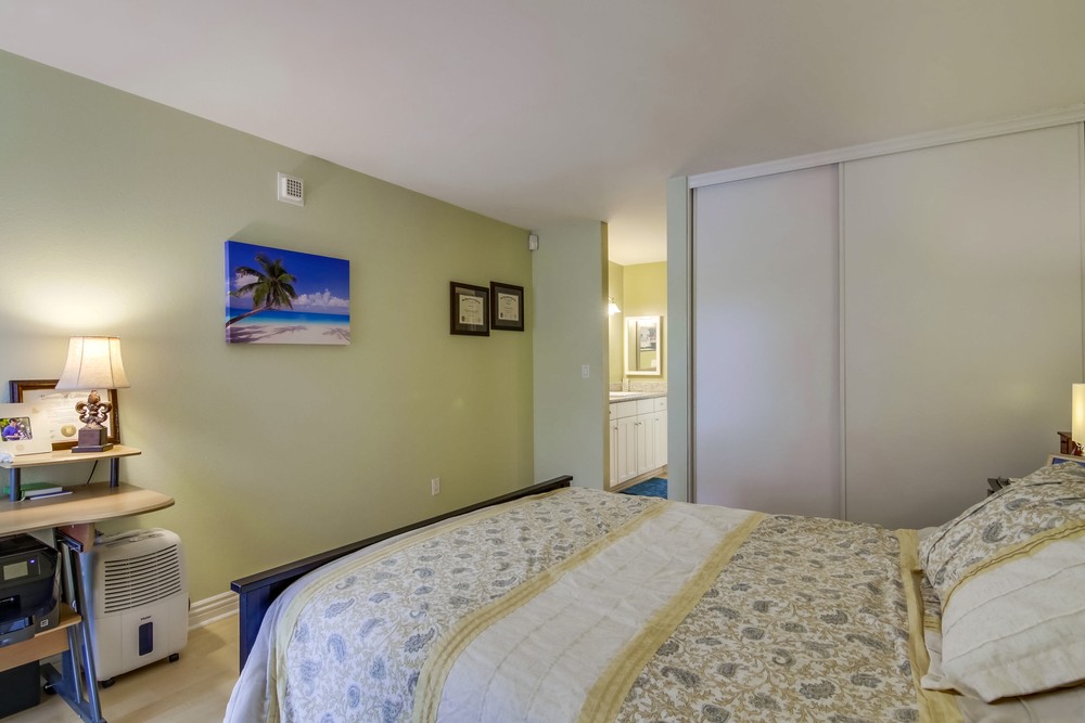 Virtual tour photo 23 of 28 for 1605 Hotel Cir S UNIT B210