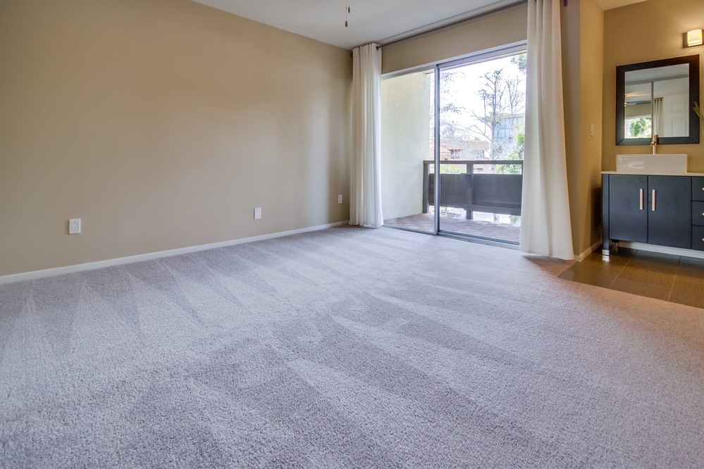 Virtual tour photo 16 of 28 for 1605 Hotel Circle South