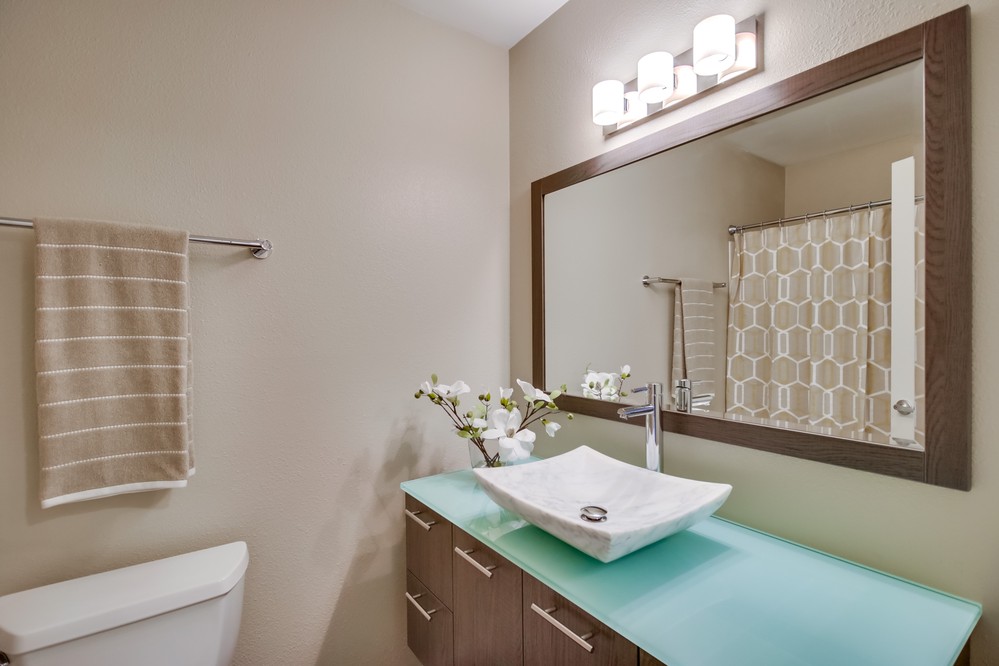 Virtual tour photo 25 of 28 for 1605 Hotel Circle South