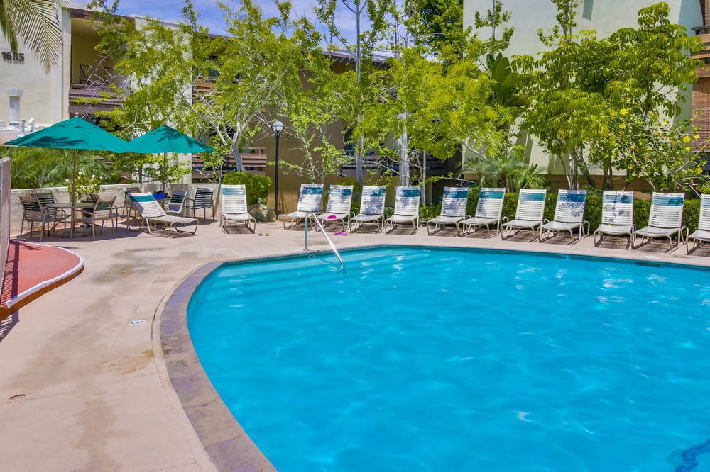 Virtual tour photo 26 of 28 for 1605 Hotel Circle South