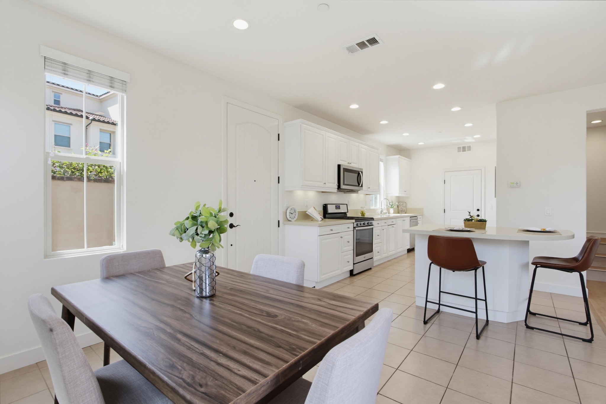 Virtual tour photo 8 of 64 for 16055 Veridian Cir
