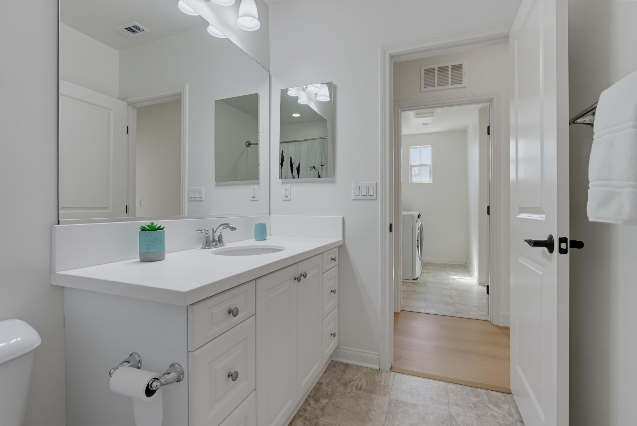 Virtual tour photo 34 of 64 for 16055 Veridian Cir