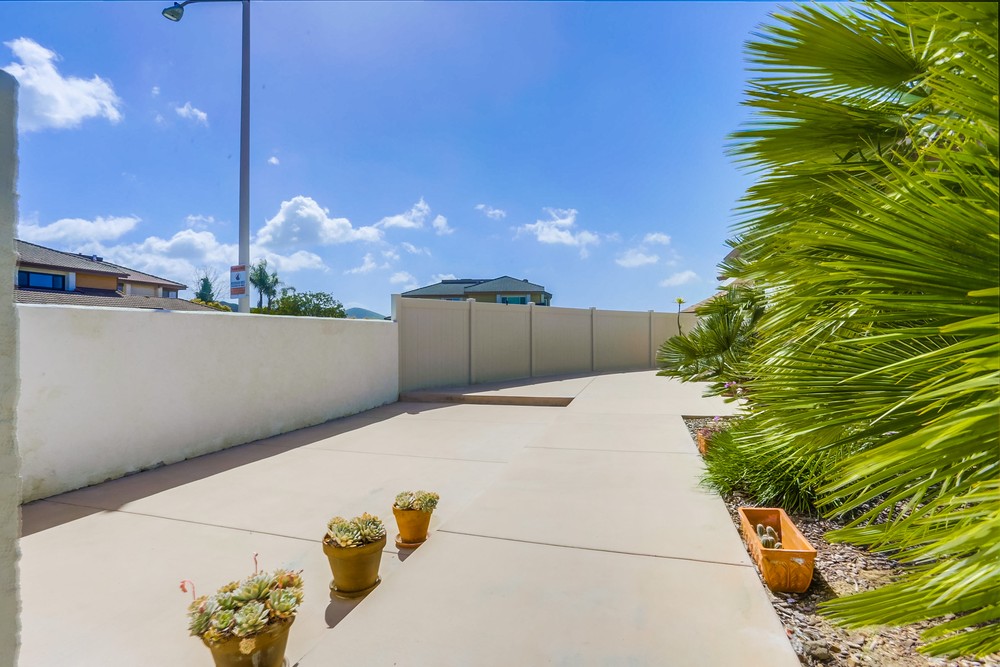 Virtual tour photo 9 of 45 for 16060 Blazewood Way