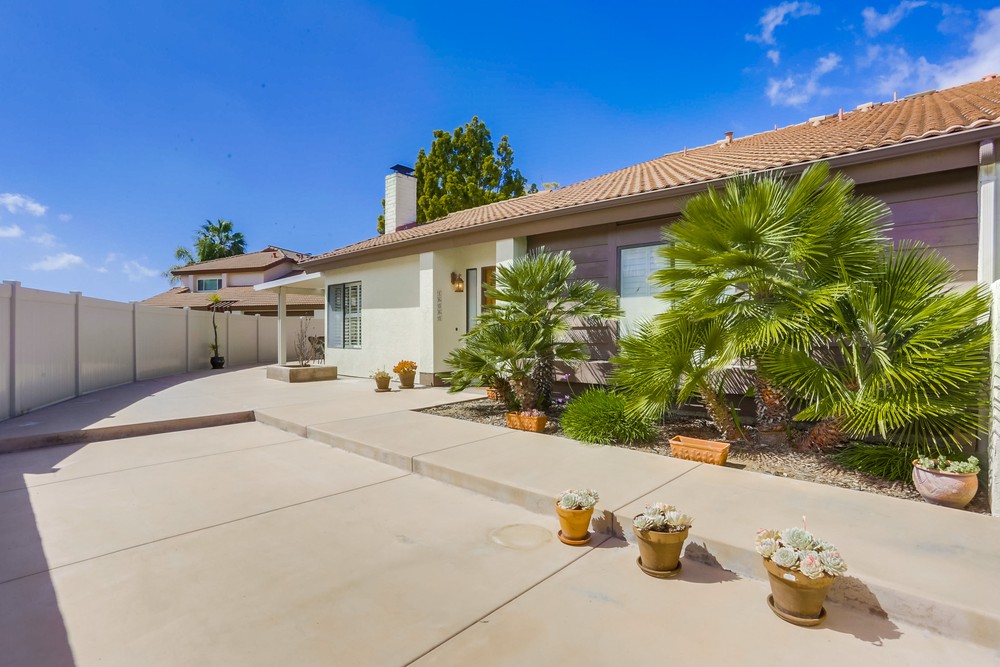 Virtual tour photo 10 of 45 for 16060 Blazewood Way