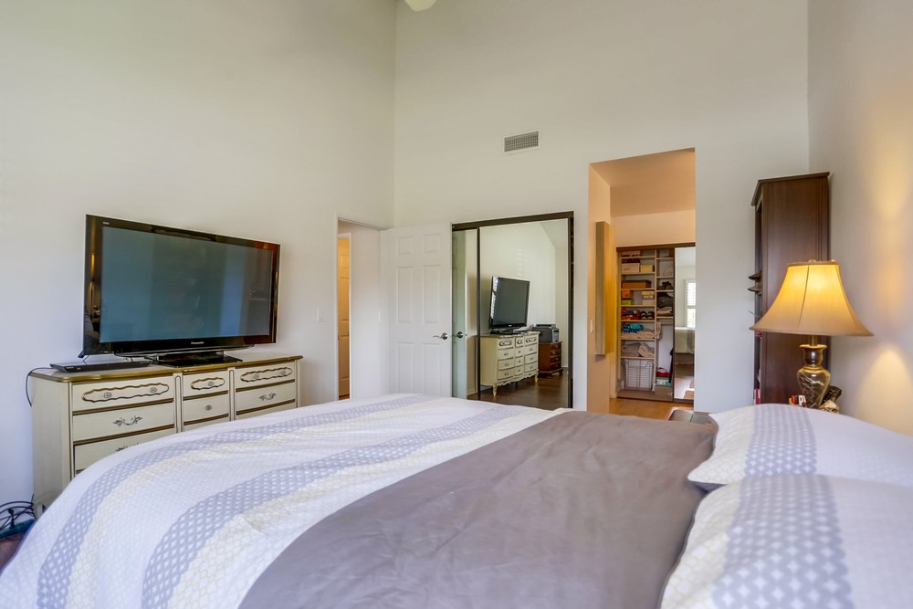 Virtual tour photo 32 of 45 for 16060 Blazewood Way