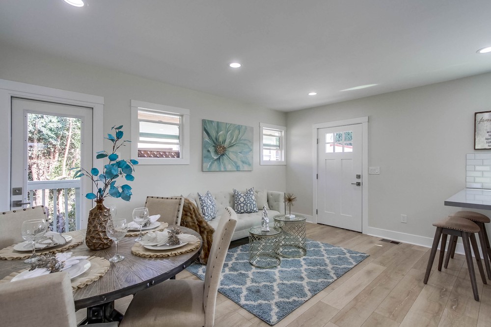 Virtual tour photo 11 of 41 for 1610 Herbert Pl