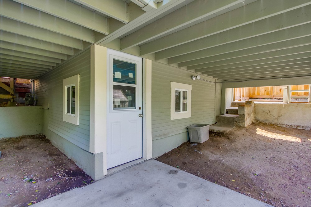 Virtual tour photo 38 of 41 for 1610 Herbert Pl
