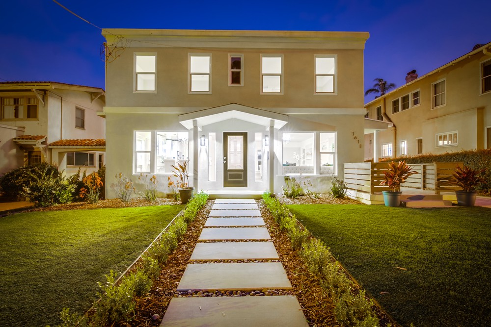 Virtual tour photo 1 of 90 for 1611 28th St