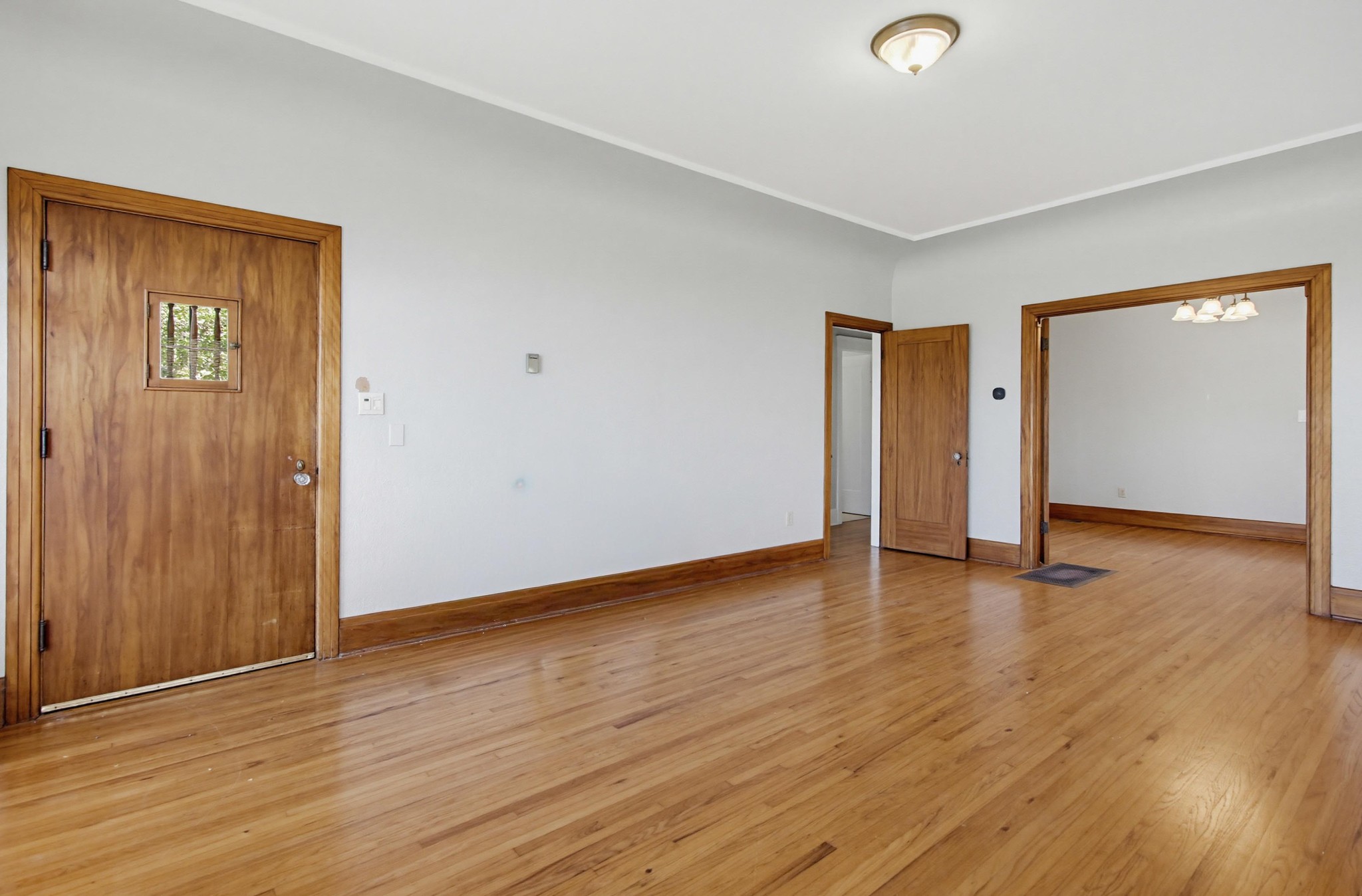 Virtual tour photo 8 of 51 for 1611 Adams Ave