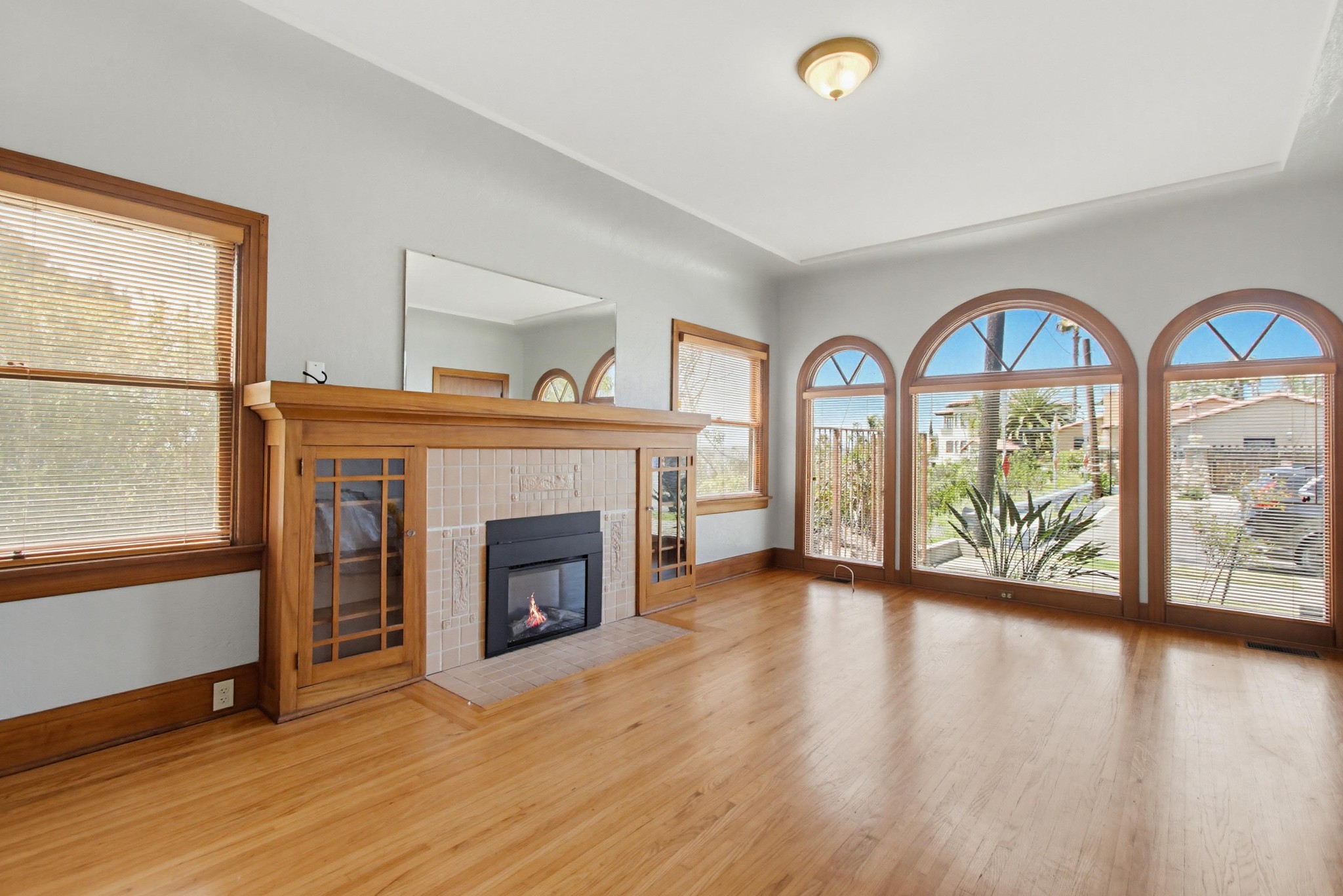 Virtual tour photo 9 of 51 for 1611 Adams Ave