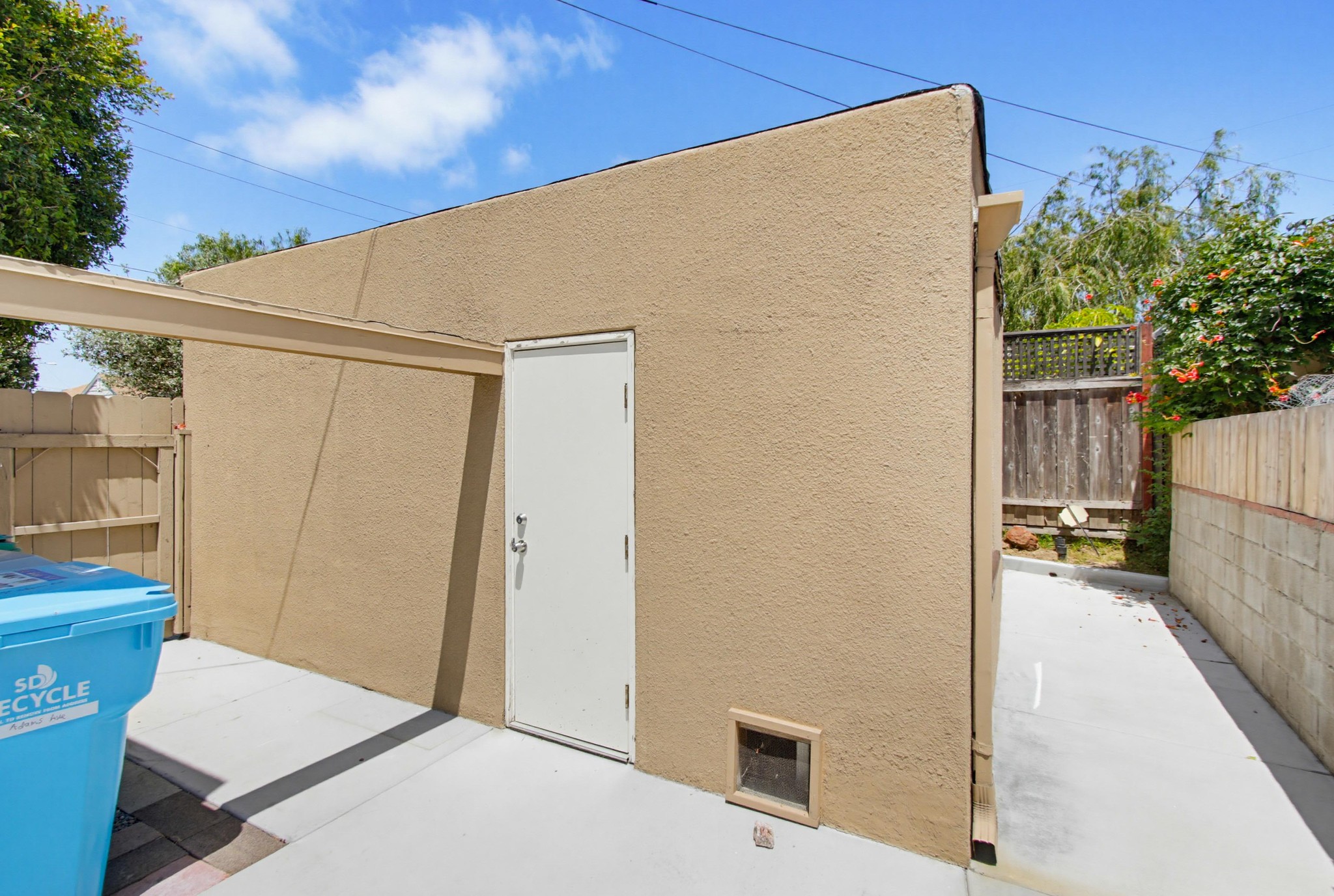 Virtual tour photo 39 of 51 for 1611 Adams Ave