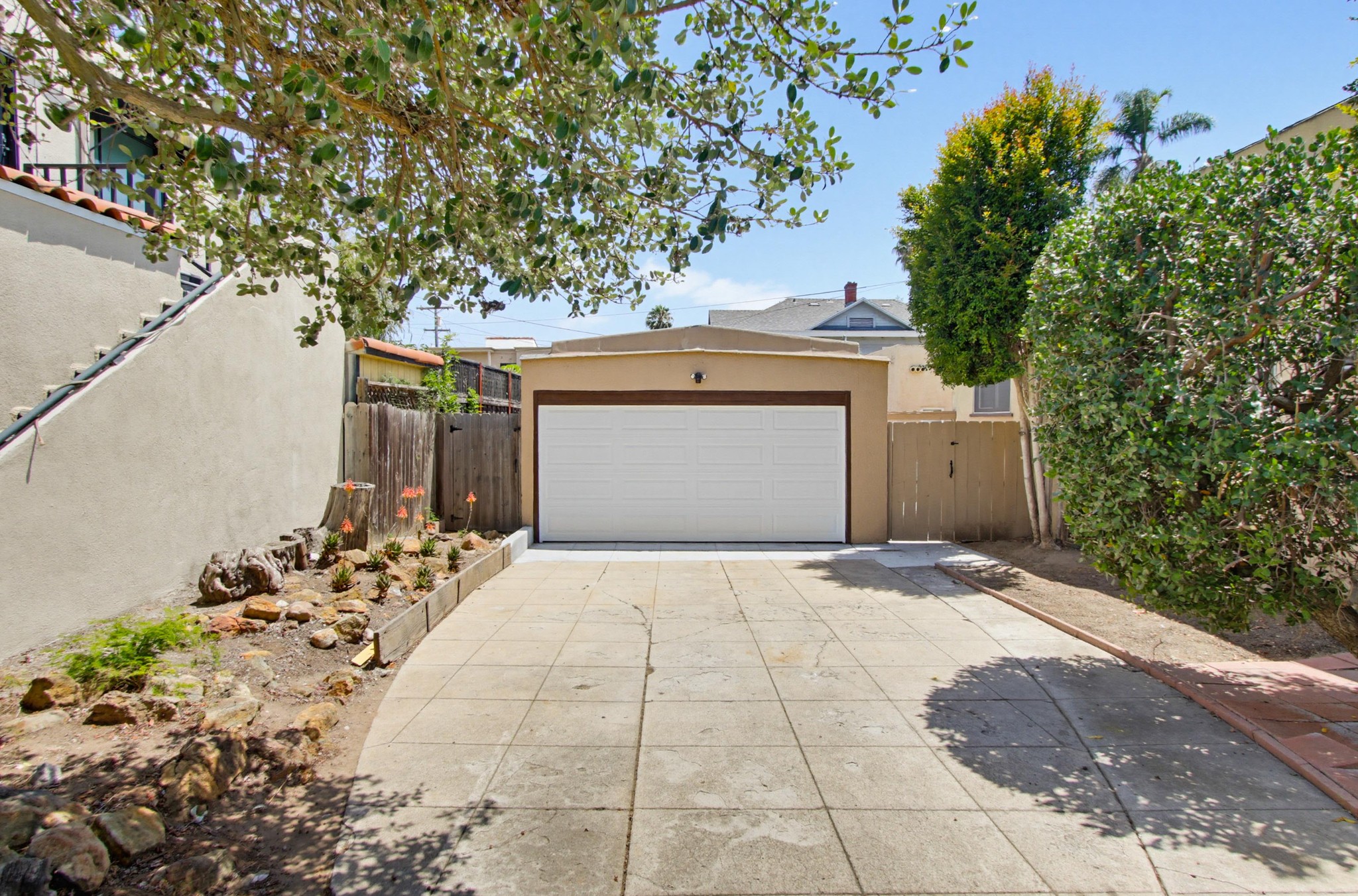 Virtual tour photo 44 of 51 for 1611 Adams Ave